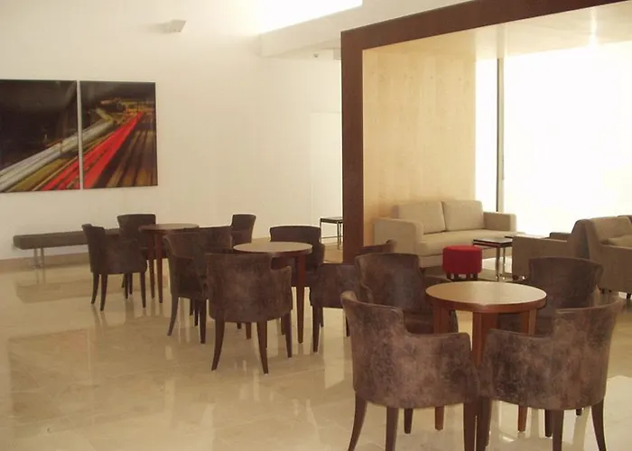 Отель Hf Fenix Urban