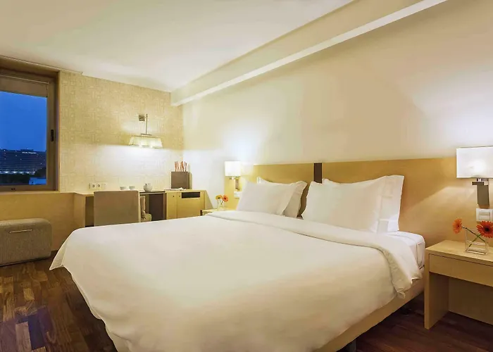 Hf Fenix Urban Лиссабон