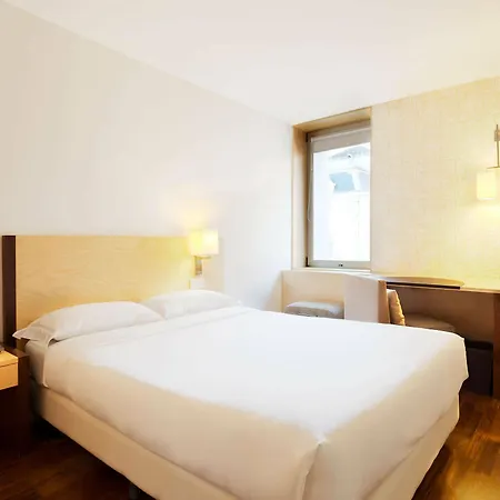 Hotel Hf Fenix Urban 4*