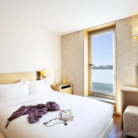 Hotel Hf Fenix Urban 4*
