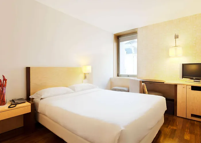 Hotel Hf Fénix Urban 4*