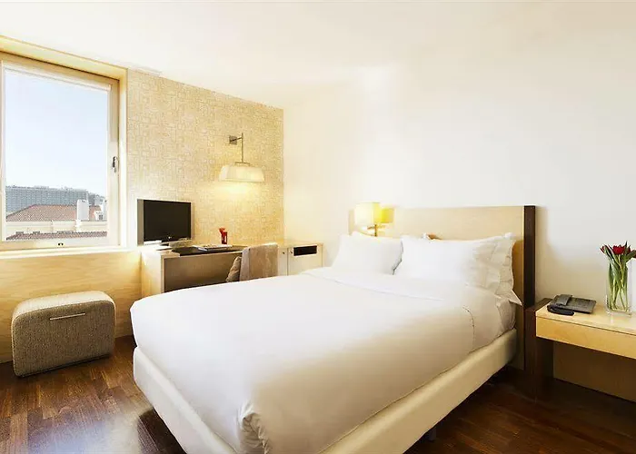 Hotel Hf Fénix Urban 4*