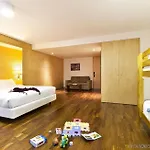 Hf Fénix Urban Szálloda 4*