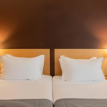 Hf Fénix Urban Szálloda 4*