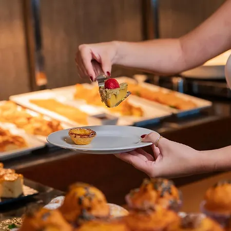 Hotel Hf Fenix Urban 4*