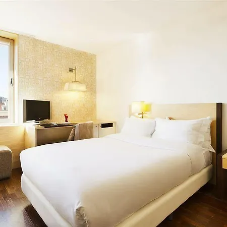 Hotel Hf Fenix Urban 4*